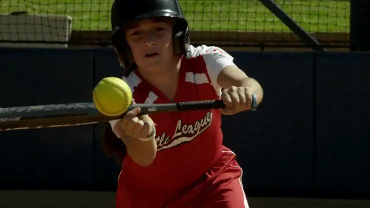 Softball sacrifice bunting practice - drag bunt